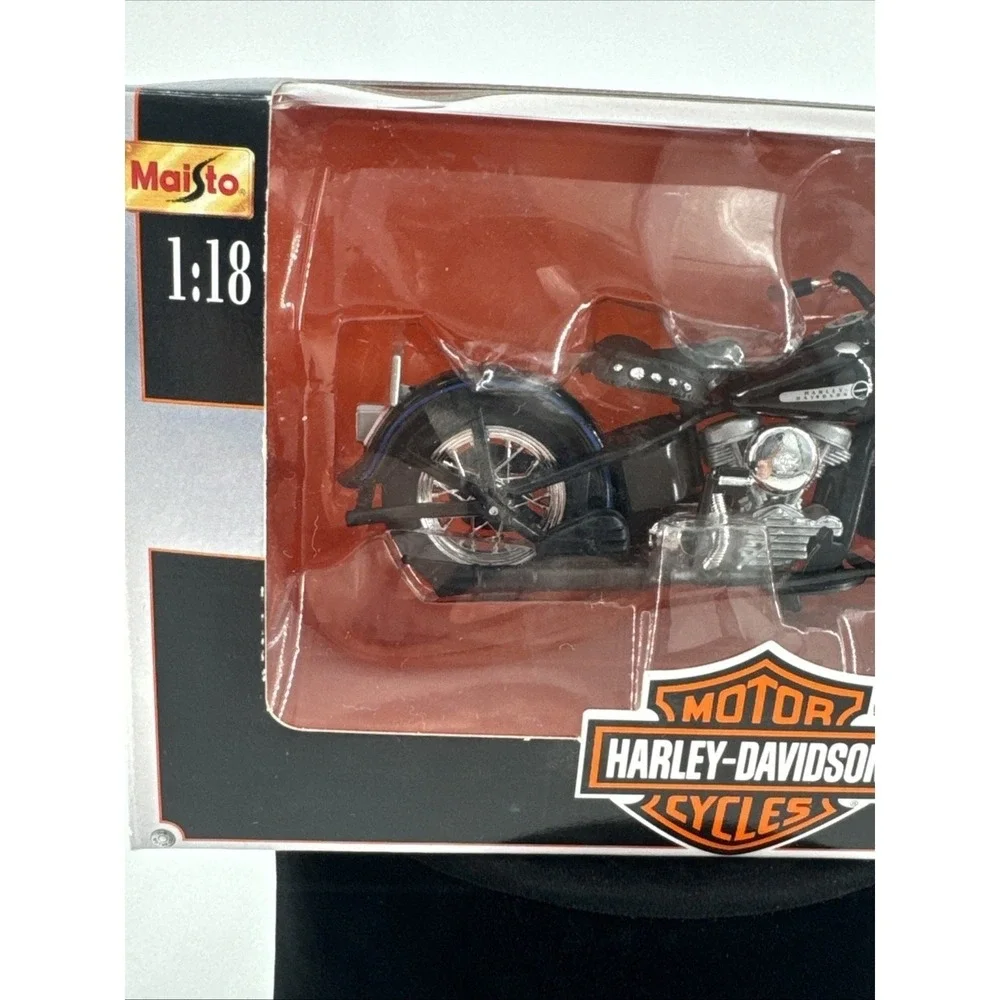 Harley Davidson 1948 FL‎ Panhead 1:18 Die Cast 2000 Maisto Series 8 #31760
